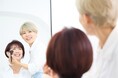 【シミ隠しの神!化け子発】50代・60代・70代の心と加齢サインに寄り添う『化け子式「大人が輝く」メイクの強化書』12月16日(月)発売