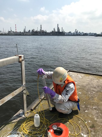 海の再生を目的とした水質調査 東京湾環境一斉調査 に参加 東京湾の生物多様性保全に貢献 出光興産株式会社のプレスリリース