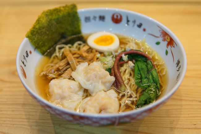 海老ワンタン麺　950円（税込