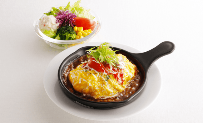 スキレットのチーズオムライスセット ￥699（税込￥768）