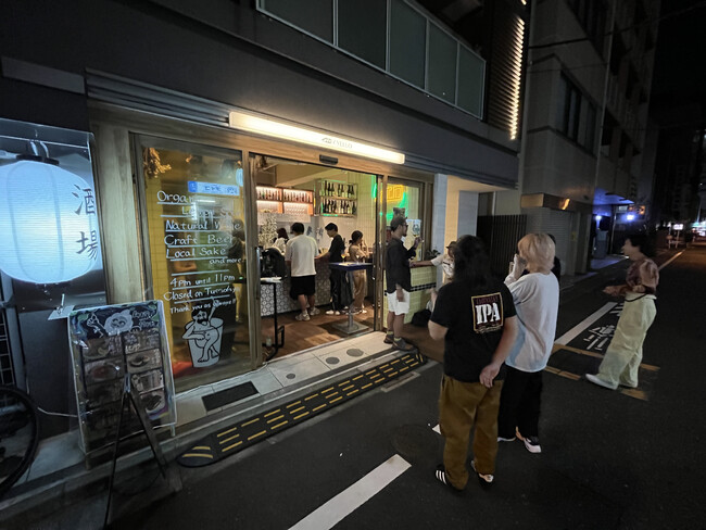 秋葉原初のネオ立ち飲み】蔵前の人気レモンサワー酒場イエロの2号店が9