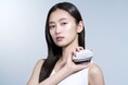外出先でも、“髪のメイク直し”をもっとスマートに。フェスティノ［充電式 スナップ ヒーターブラシ］新発売