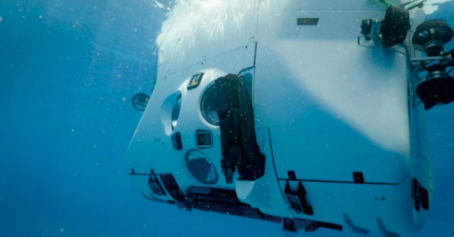 水深11,000Mまで探査可能な世界初の商業有人潜水艇Triton 36000／2。マリアナ海溝への複数潜水を実現しています。
