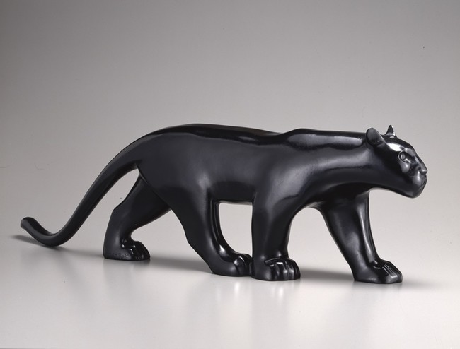 《大黒豹》1930～31年、ブロンズ、群馬県立館林美術館蔵