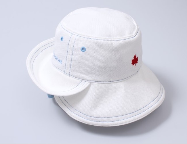 幼稚園に採用された3WAYUVカット帽子／ワンポイントが園のマーク