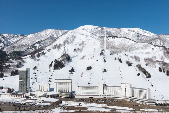 かぐらスキー場 苗場スキー場 六日町八海山スキー場 オープンエア でスキー スノーボードを楽しむ 新潟エリア3スキー場 21 22シーズン営業開始 株式会社西武 プリンスホテルズワールドワイドのプレスリリース