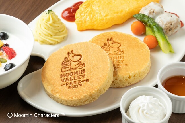 新たな宿泊プランのムーミンスペシャルルーム パンケーキ朝食(イメージ) 新たな宿泊プランのムーミンスペシャルルーム パンケーキ朝食(イメージ)