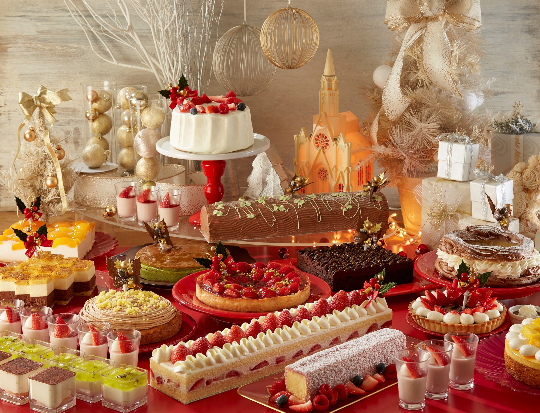 サンシャインシティプリンスホテル フランス伝統のクリスマスケーキ ブッシュ ド ノエルなど 約種のスイーツが楽しめる クリスマススイーツフェア を開催 株式会社プリンスホテルのプレスリリース