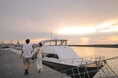 【沖縄プリンスホテル オーシャンビューぎのわん】宜野湾発　西海岸に沈む絶景と夜景を巡るラグジュアリー体験「サンセットクルーズ in 宜野湾」期間限定開催