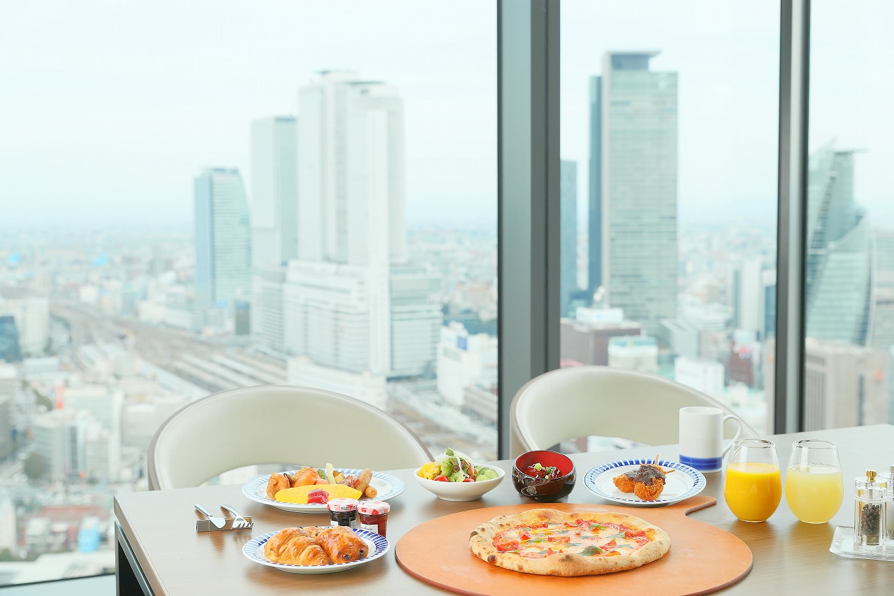 名古屋プリンスホテル スカイタワー The Baker House Table と初のコラボレーション 名古屋 眺食 モーニング にてこだわりの食パンを提供 株式会社プリンスホテルのプレスリリース