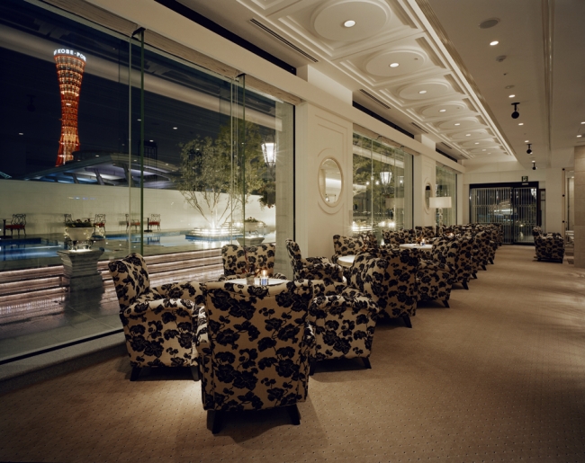 ラウンジ＆バー 「グラン・ブルー」