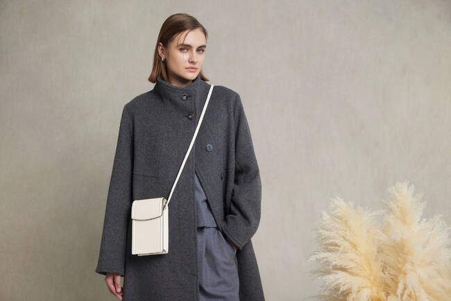 ハンナ バッグ ノブレッサレザー(ホワイト) ¥66,000(税込) ハンナ バッグ ノブレッサレザー(ホワイト) ¥66,000(税込)