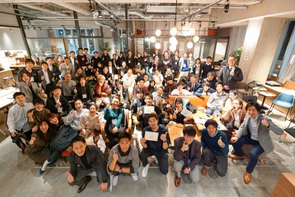 第1回アゴステを開催した際の集合写真（2020年）