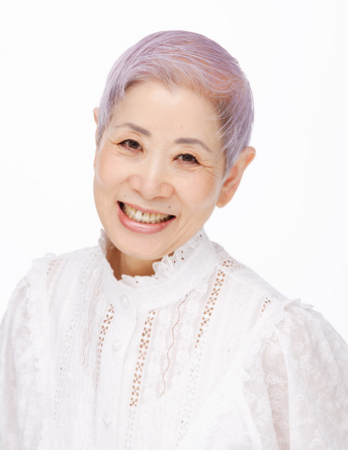 美肌師　佐伯チズさん