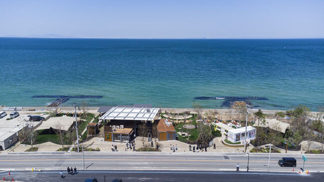 淡路島西海岸「Frogs FARM ATMOSPHERE」