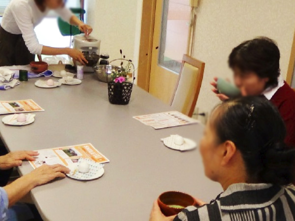 Tvなどでも話題の「見えない障害」高次脳機能障害。ご家族様をサポートする「家族会」を2018年1月24日、社会医療法人清風会  日本原病院で開催しました！｜社会医療法人清風会のプレスリリース