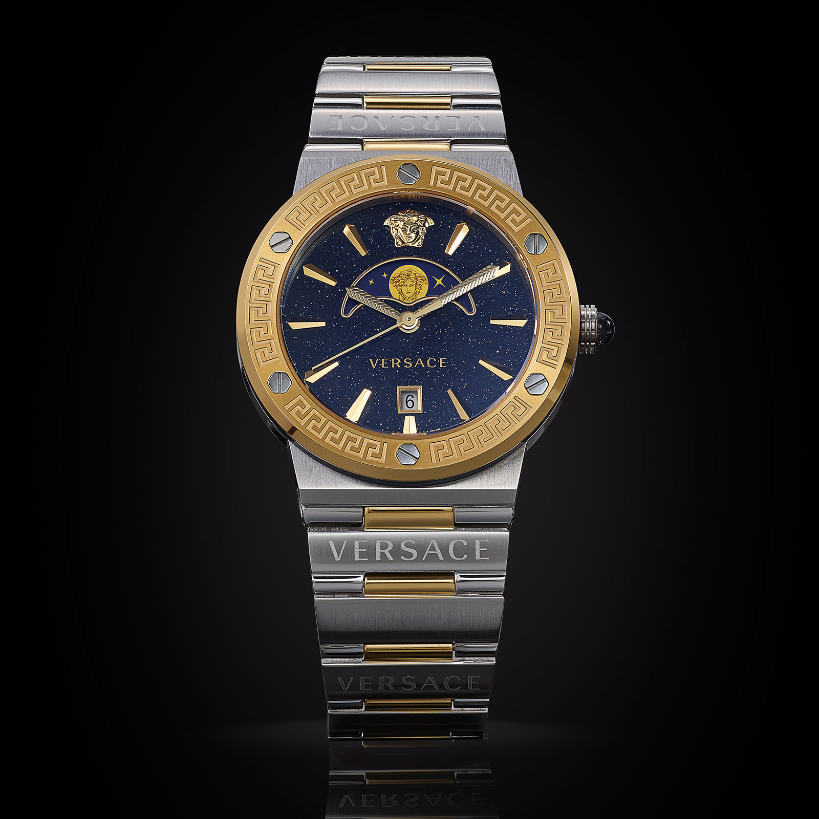 イタリアブランド『VERSACE』の腕時計から、ムーンフェーズ機能を搭載