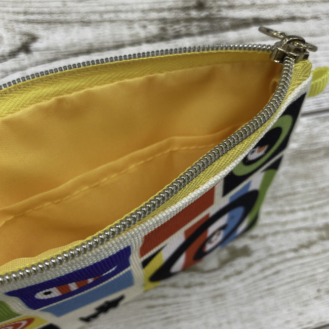 ティッシュポーチ内側