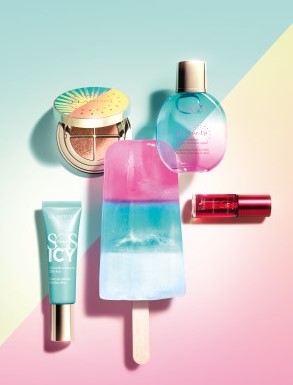 クラランス フローズンサマーコレクション 21年5月14日 金 新発売 クラランス株式会社のプレスリリース