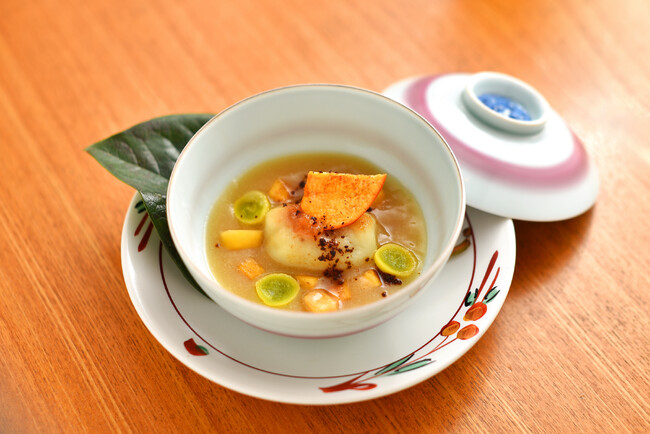 ベル・ファームさんの次郎柿と百合根の饅頭 ベル・ファームさんの次郎柿と百合根の饅頭