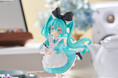 「初音ミク 不思議の国ver.」フィギュアが登場。イラストレーター・上倉エク氏描き下ろしの、おとぎ話をテーマにした3体目。