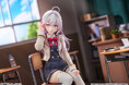 TVアニメ『時々ボソッとロシア語でデレる隣のアーリャさん』より、制服姿の「アリサ・ミハイロヴナ・九条」がフィギュアで登場。