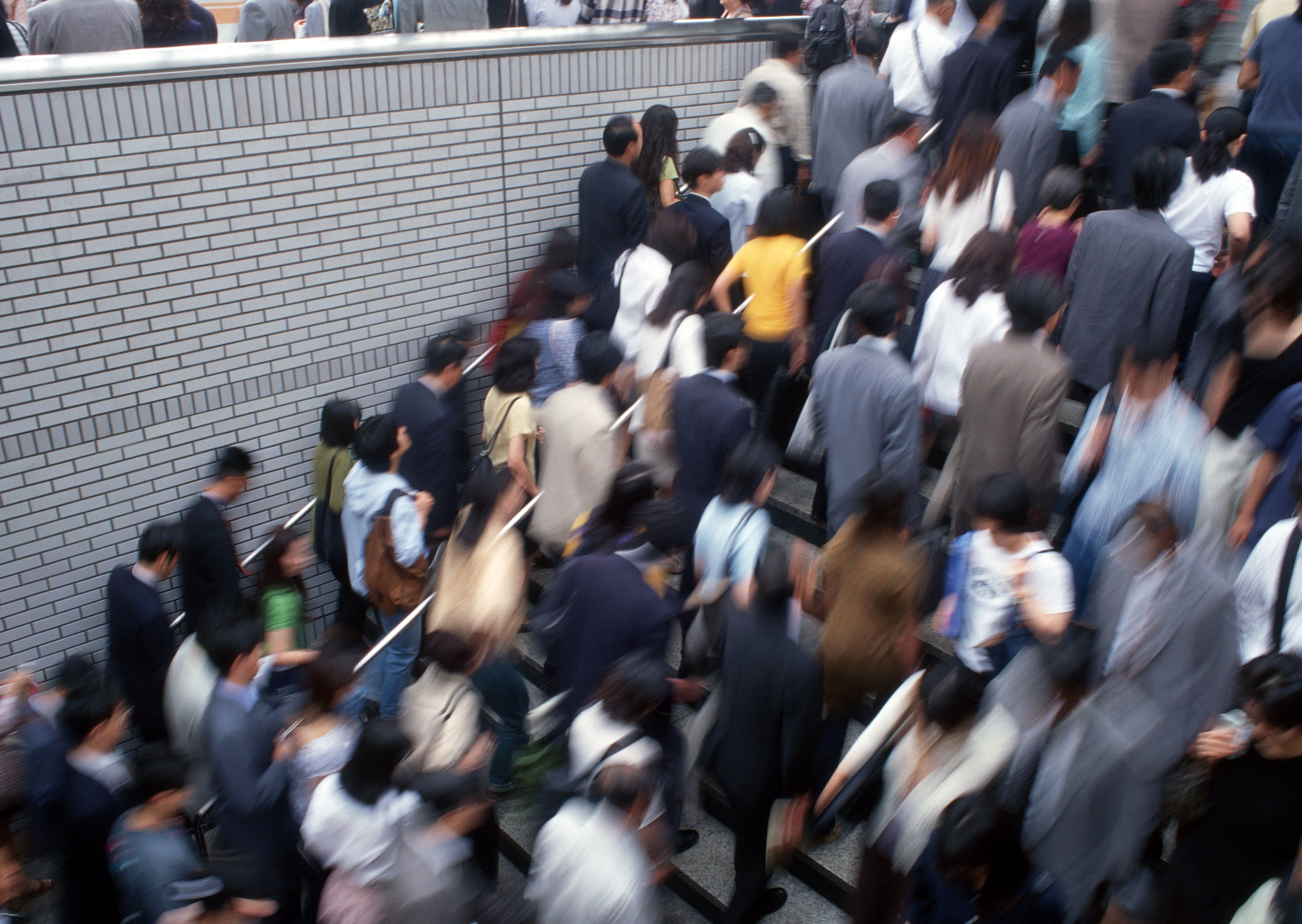 電車の遅延 分までが限界 その時とる行動1位と言えば 株式会社ディーアンドエムのプレスリリース