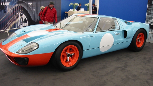 GT40 at Goodwood 作者 edvvc from London, UK CC BY 2.0