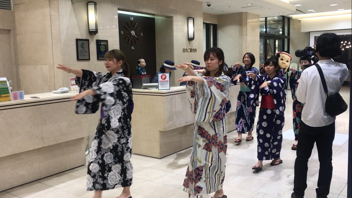 京都造形芸術大学の学生と女優 伊原六花さんが企画 新しい盆踊りイベントを8月10日 土 19時 大丸京都店で実施 学校法人 瓜生山学園 京都芸術大学 のプレスリリース