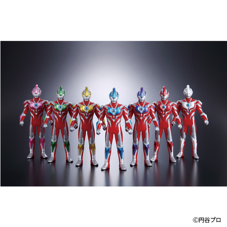 ウルトラマンギンガの7つの技を表したソフビ人形7体セットが商品化 プレミアムバンダイで予約開始 株式会社バンダイのプレスリリース