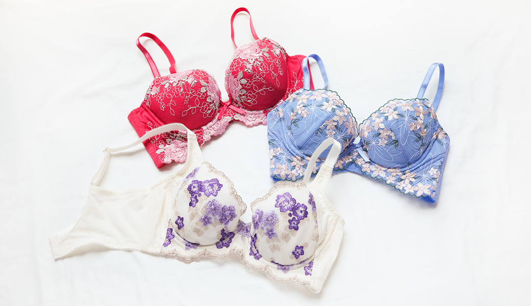 トリンプ インターナショナル ジャパン 株 とshirohatoの共同企画 理想的な胸元に導く すりみんぐブラ ３シリーズが新登場 株式会社 白鳩のプレスリリース