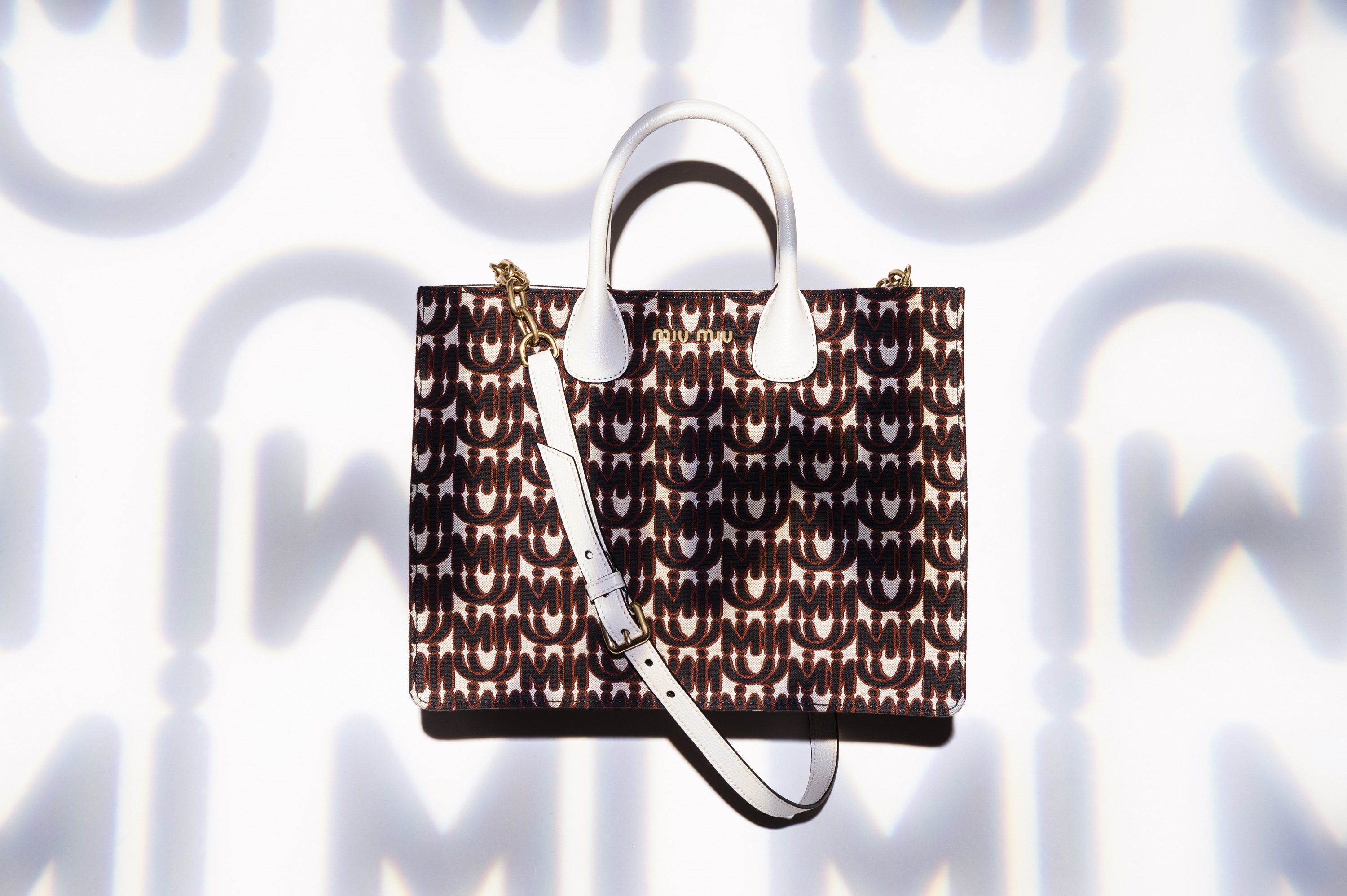 レア☆ MIUMIU エムエムパリス マドラス トート ポーチ付き www.mindel