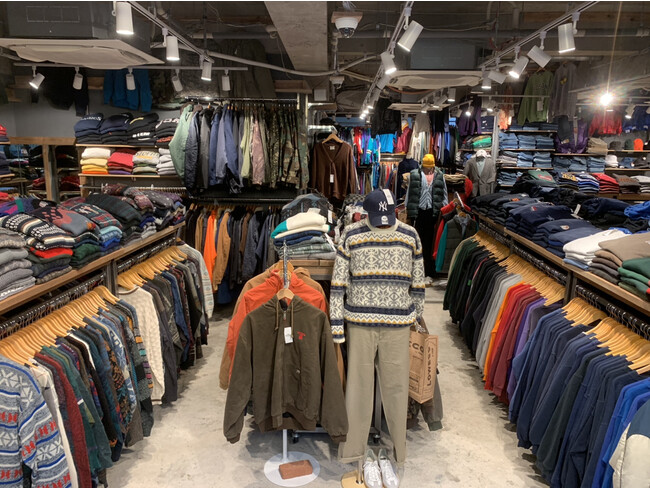 LOWECO by JAM 福岡店 店内（１）