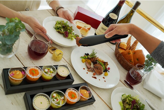 お召し上がりイメージ ※メニューは提供内容と一部異なります お召し上がりイメージ ※メニューは提供内容と一部異なります