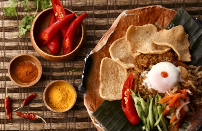 インドネシア焼飯「ナシゴレン」