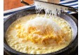 チーズ好きも驚くチーズの量‼”ぐつぐつ”で”ふわふわ”⁉『チーズの海に浮かぶ石焼きオムライス』 大宮カフェティンバーハウスにて6/22(月)より新発売!スイーツはミルクの生クリームパンケーキも販売中