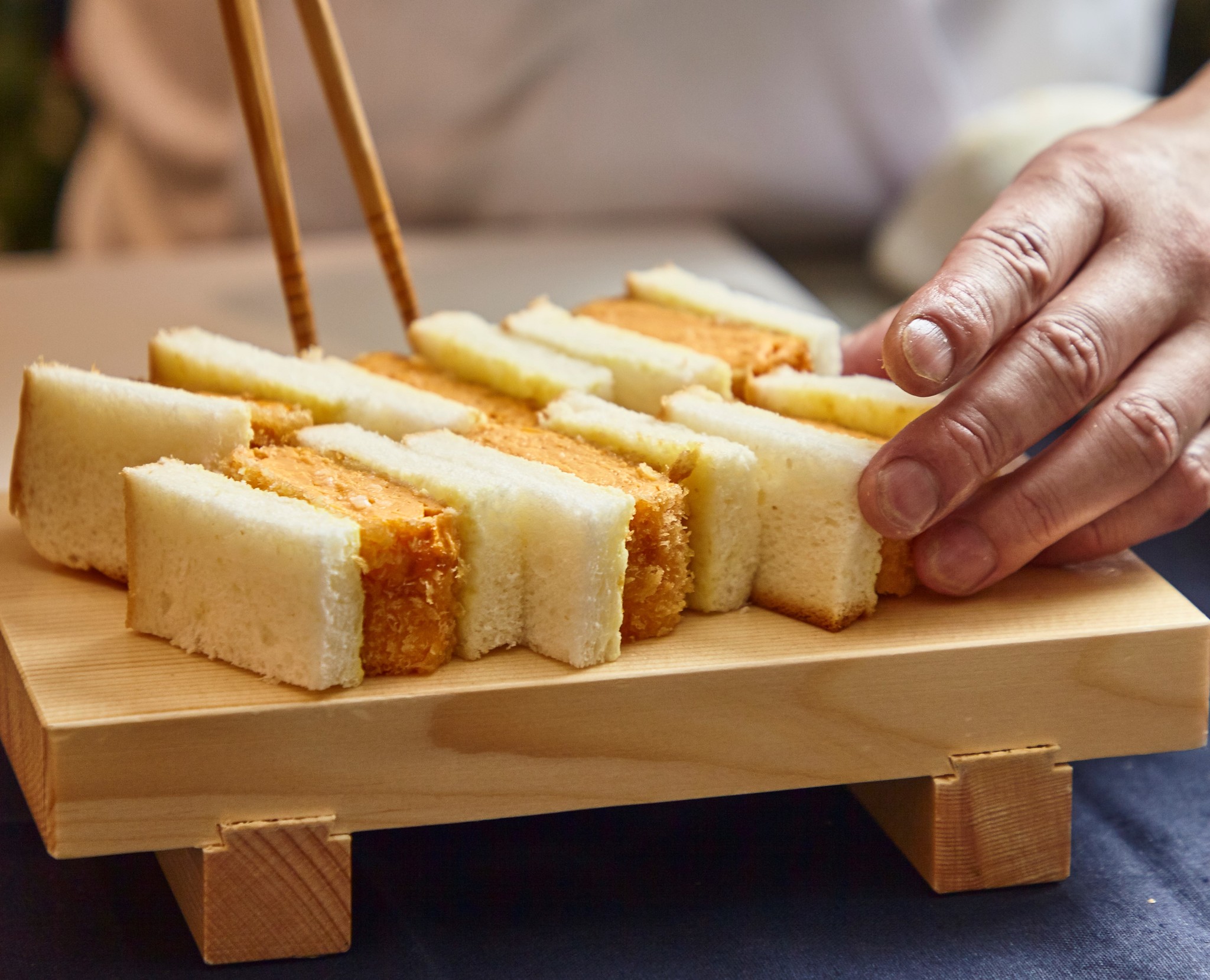 専用に開発した 高級だし食パン を使用した だし巻揚げサンド専門店が大阪 なんばcityに登場 株式会社 オペレーションファクトリーのプレスリリース