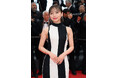 俳優の齊藤京子さんがショーメのジュエリーを着用し、カンヌ映画祭に登場