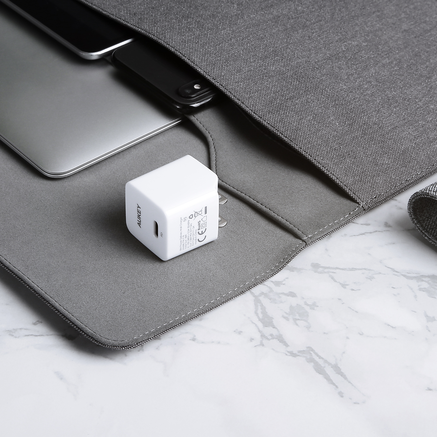 AUKEY急速充電規格PD3.0対応！充電スピードを強化した超小型のAC充電器PA-Y18（黒＆白）が800円割引セール！｜AUKEY  INTERNATIONAL LIMITEDのプレスリリース