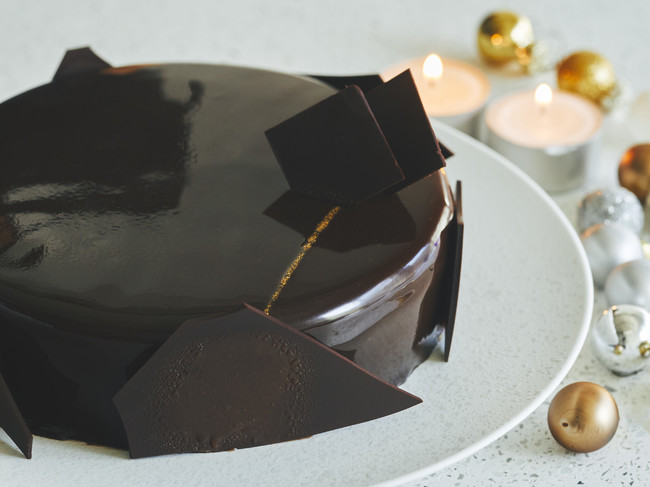 アロマ生チョコレート専門店メゾンカカオのクリスマスケーキは 5層仕立て のチョコレート尽くし Gourmet Fashion Headline