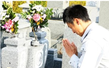 お盆の帰省も自粛、「お墓参り代行」お礼の品登録累計件数約1.4倍に増加、「見守り代行」の寄付金額は約2倍に伸長　