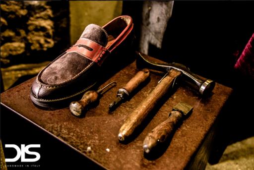 イタリアマルケ州発、靴職人の伝統技術が詰まったカスタムメイド靴