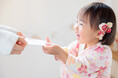 お年玉の平均額は?子どもの年齢別金額や親世代の悩みも/いこーよ総研ユーザーアンケート