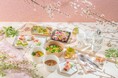 【東京ミッドタウン】ザ・リッツ・カールトン東京が運営する期間限定屋外ラウンジ「ROKU〈六〉 MIDTOWN BLOSSOM LOUNGE」~華やかな春のオリジナルカクテルやスイーツが登場~