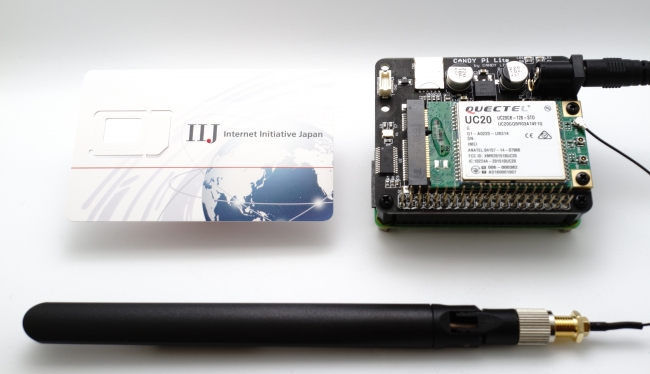 IIJモバイルサービス／タイプI SIMカードの装着例（CANDY Pi Lite 3GとRaspberry Pi WH）