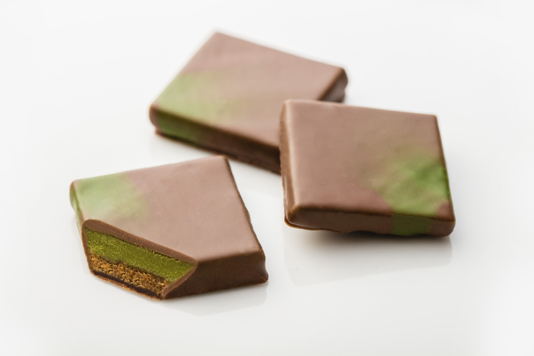 des Croqueurs de Chocolat」アワードで、格付け最高位のタブレットドール（金タブレット）を受賞｜株式会社サロンドロワイヤルのプレスリリース