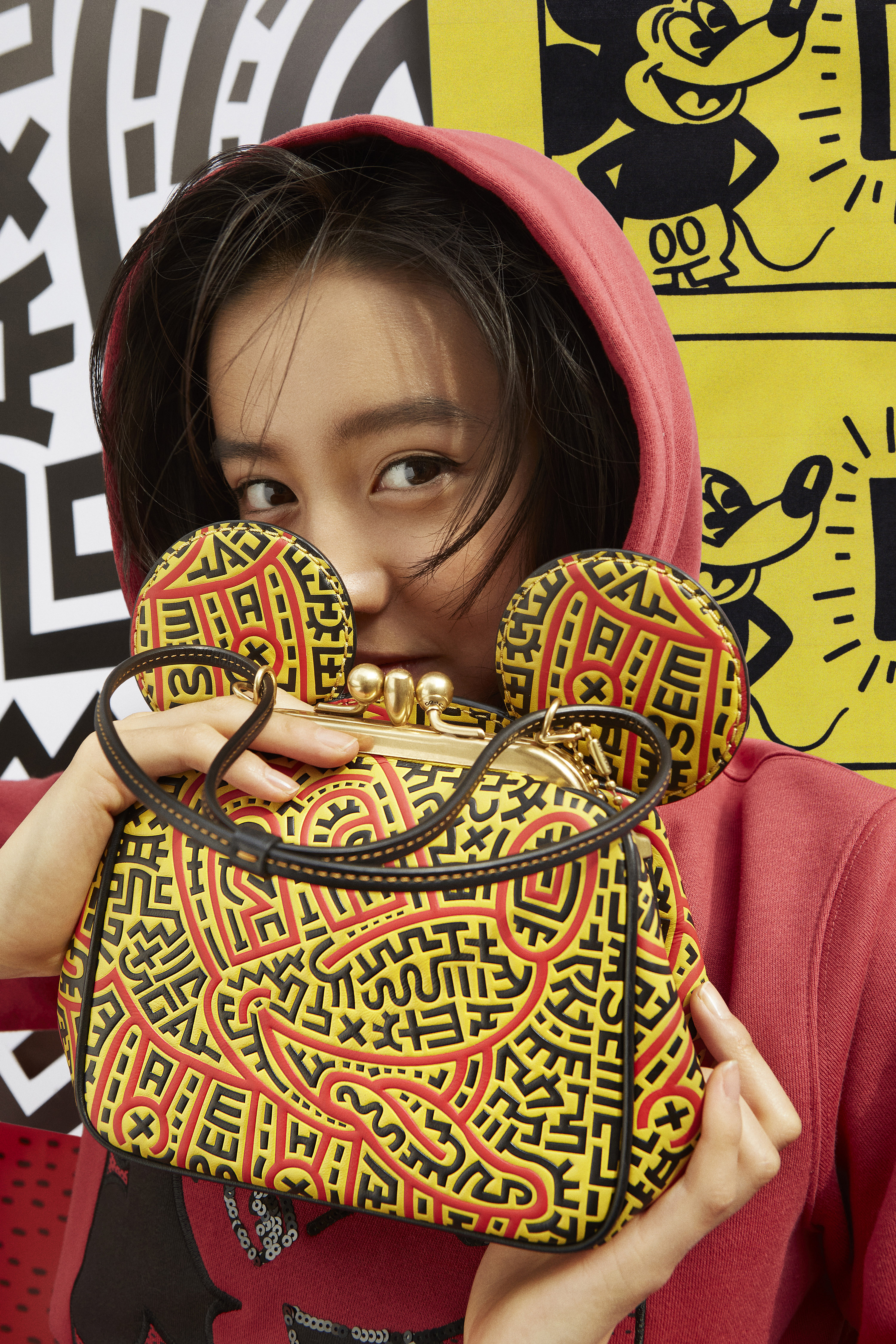 いよいよ人気ブランド ノベルティ付 COACH Mickey×Keith Haring