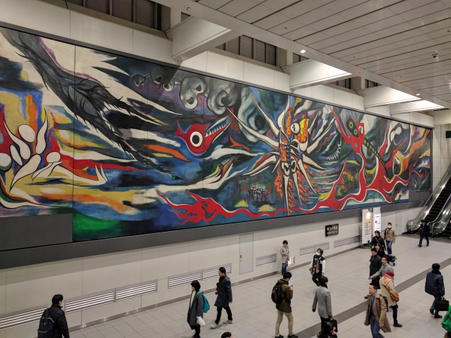 渋谷駅に設置してある「明日の神話（岡本太郎作）」