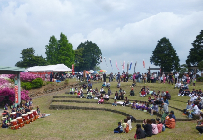 佐賀県伊万里市　竹の古場「つつじ祭り」開催