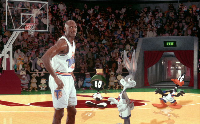 『スペース・ジャム』SPACE JAM and all related characters and elements are trademarks of and (C) Warner Bros. Entertainment Inc. 『スペース・ジャム』SPACE JAM and all related characters and elements are trademarks of and (C) Warner Bros. Entertainment Inc.